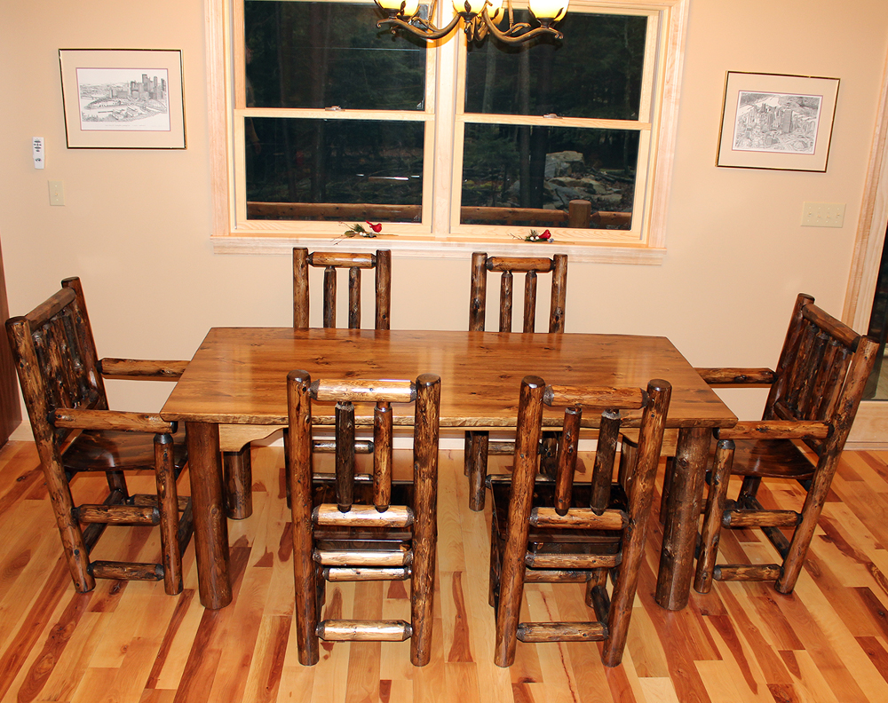 6′ Kitchen Table and Chairs