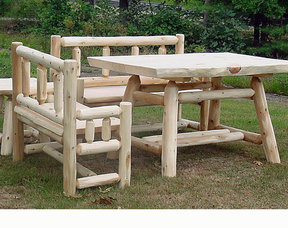 Kitchen Cedar Log Breakfast Nook