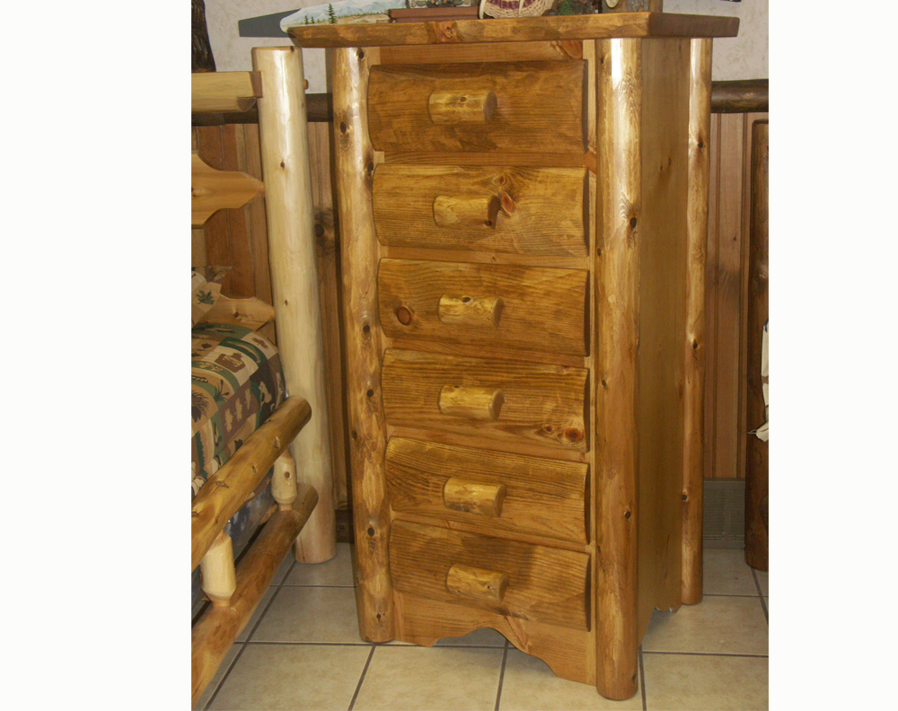 Cedar Log Lingerie Chest